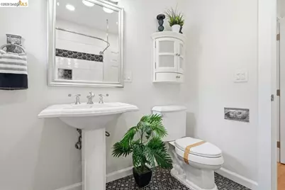 2840 Stanton St, Berkeley, CA 94702 - Photo 38