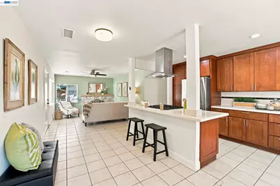 54 Lakeview Drive, Bay Point, CA 94565 - Photo 12