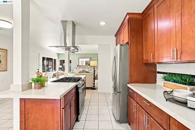 54 Lakeview Drive, Bay Point, CA 94565 - Photo 14
