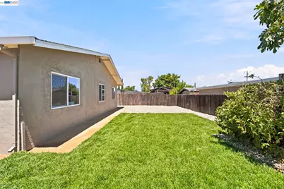 54 Lakeview Drive, Bay Point, CA 94565 - Photo 36