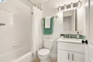 54 Lakeview Dr, Bay Point, CA 94565 - Photo 20