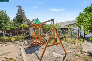 1110 Laurel Ave, Pittsburg, CA 94565 - Photo 16