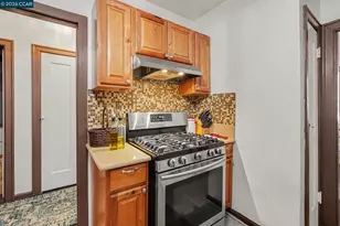 1110 Laurel Ave, Pittsburg, CA 94565 - Photo 8