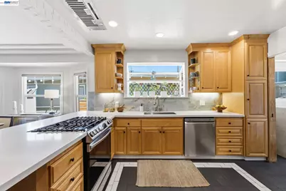 1730 Lincoln Ave, Alameda, CA 94501 - Photo 26