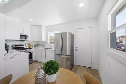 1100 Pennsylvania Ave, Richmond, CA 94801 - Photo 14