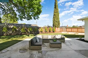 1543 Laverne Ct, Concord, CA 94521 - Photo 36