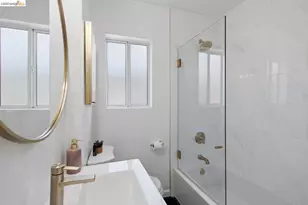 2081 Bonar St, Berkeley, CA 94702 - Photo 24