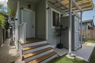 2081 Bonar St, Berkeley, CA 94702 - Photo 32