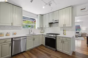 2081 Bonar St, Berkeley, CA 94702 - Photo 12