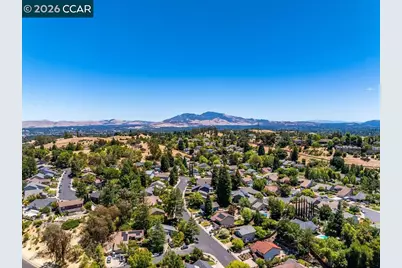 5633 Mount Hood Ct, Martinez, CA 94553 - Photo 60