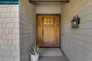 5633 Mt Hood Ct, Martinez, CA 94553 - Photo 6