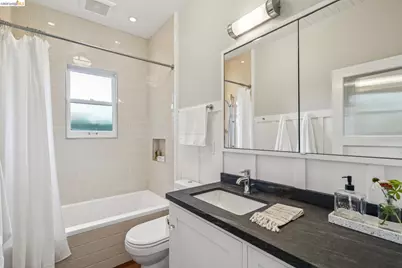 6 Greenbank Avenue, Piedmont, CA 94611 - Photo 16