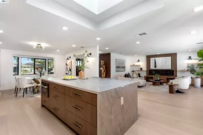 1131 Ruth Drive, San Jose, CA 95125 - Photo 14