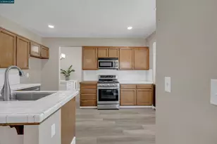 1806 Locke Ct, Oakley, CA 94561 - Photo 16