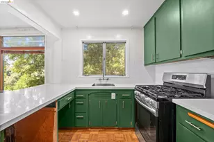 1730 Highland Pl, Berkeley, CA 94709 - Photo 16
