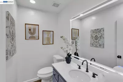 612 Fortress Isle, Alameda, CA 94501 - Photo 32