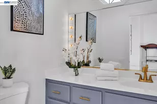612 Fortress Isle, Alameda, CA 94501 - Photo 46