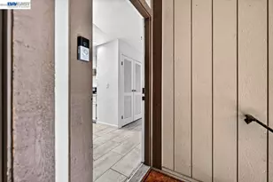 6292 Joaquin Murieta Ave, Newark, CA 94560 - Photo 2