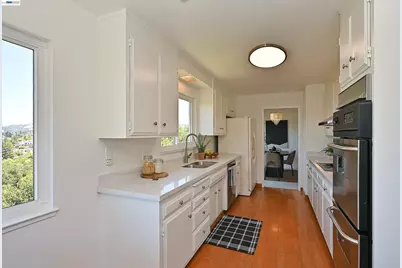 21714 Shadyspring Rd, Castro Valley, CA 94546 - Photo 16
