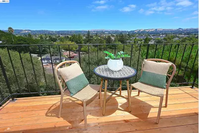 21714 Shadyspring Rd, Castro Valley, CA 94546 - Photo 12