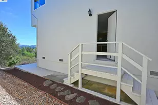 21714 ShadySpring Rd, Castro Valley, CA 94546 - Photo 40