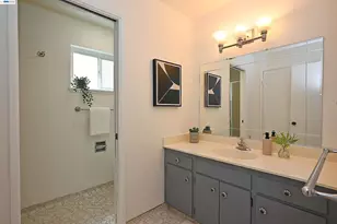 21714 ShadySpring Rd, Castro Valley, CA 94546 - Photo 32
