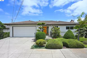 21714 ShadySpring Rd, Castro Valley, CA 94546 - Photo 2