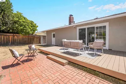 2053 Trafalgar Ave, Hayward, CA 94545 - Photo 30
