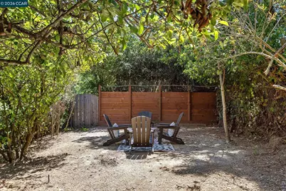 17460 Vineyard Rd, Castro Valley, CA 94546 - Photo 78