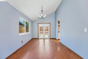 2840 Honeysuckle Cir, Antioch, CA 94531 - Photo 12