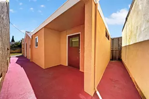 2327 Maywood Ave, Oakland, CA 94605 - Photo 42