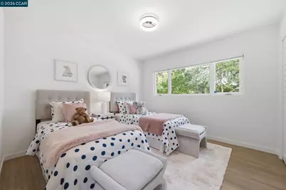 9 Easton Ct, Orinda, CA 94563 - Photo 20
