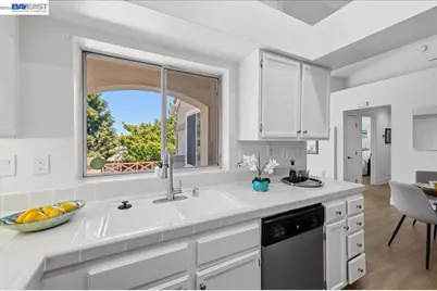 67 Mirabelli Cir, San Jose, CA 95134 - Photo 14