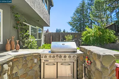 139 Mt Everest Ct, Clayton, CA 94517 - Photo 40