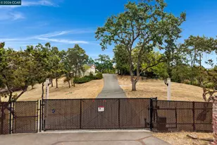 1891 Meadow Ln, Walnut Creek, CA 94595 - Photo 34