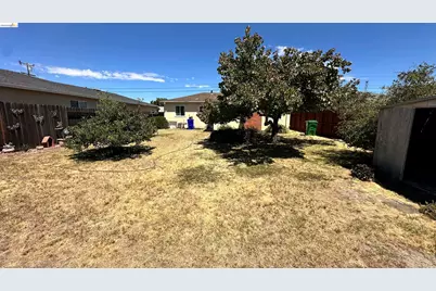15357 Edgemoor St, San Leandro, CA 94579 - Photo 8