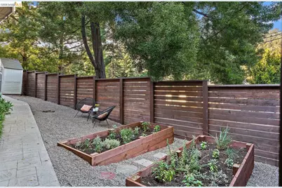 3321 Jordan Rd, Oakland, CA 94602 - Photo 38
