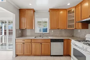 1686 Grand Ave, San Leandro, CA 94577 - Photo 10