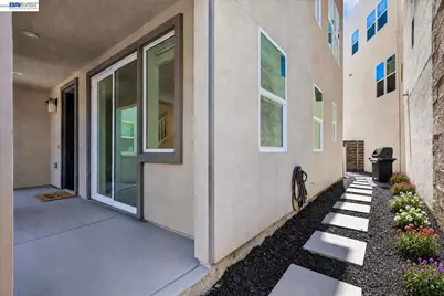 5856 Nugget Way, Dublin, CA 94568 - Photo 6