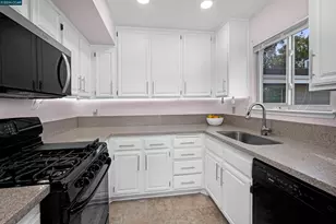 220 Apollo, Hercules, CA 94547 - Photo 24