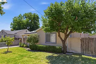1330 Park St, Stockton, CA 95203 - Photo 2