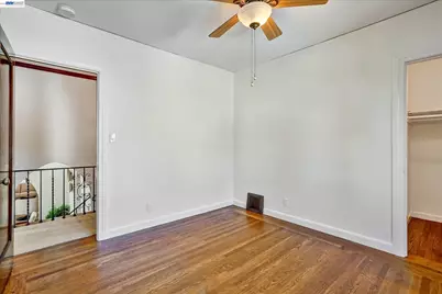 1820 Yale Dr, Alameda, CA 94501 - Photo 30