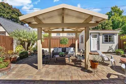 1820 Yale Dr, Alameda, CA 94501 - Photo 38