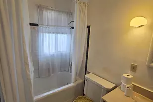 9601 D St, Oakland, CA 94603 - Photo 10
