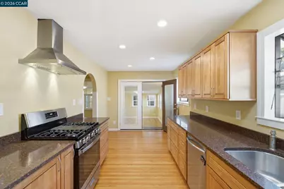1830 Charmeran Ave, San Jose, CA 95124 - Photo 12