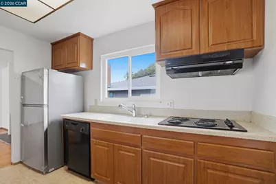 939 Tara Hills Dr, Pinole, CA 94564 - Photo 14