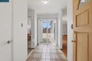 939 Tara Hills Dr, Pinole, CA 94564 - Photo 2