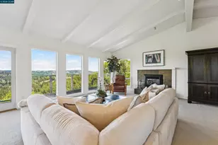 210 Courtney Ln, Orinda, CA 94563 - Photo 8