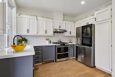 12 Britt Ct, Alameda, CA 94502 - Photo 14