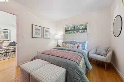485 55th St, Oakland, CA 94609 - Photo 24